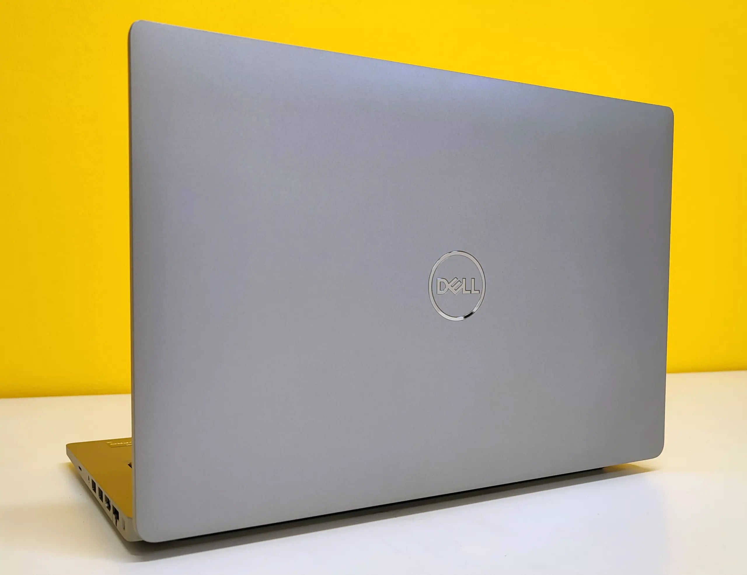 Dell Latitude 5430 generalüberholtes Notebook 14″ FullHD | Intel Core i7-1255U | RAM 16GB | SSD 512GB | WiFi Bluetooth HDMI USB Typ-C Windows 11 Pro US-Tastatur Dell Latitude 5430 generalüberholtes Notebook 14″ FullHD | Intel Core i7-1255U | RAM 16GB | SSD 512GB | WiFi Bluetooth HDMI USB Typ-C Windows 11 Pro US-Tastatur